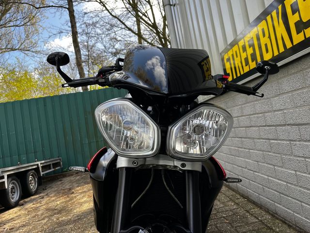 triumph - street-triple-rx-abs