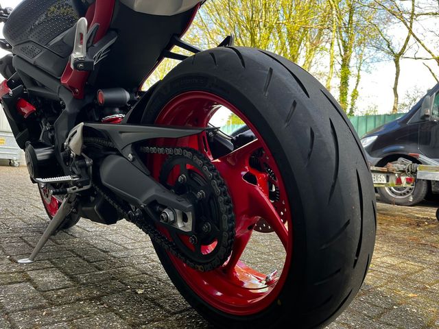 triumph - street-triple-rx-abs