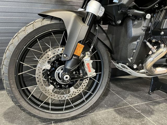 bmw - r-1300-gs