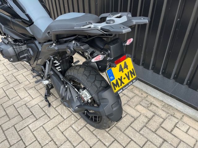bmw - r-1300-gs