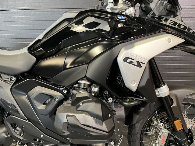 bmw - r-1300-gs