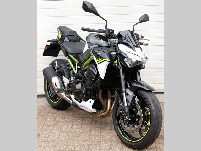 kawasaki - z900