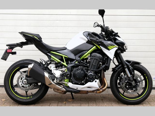 kawasaki - z900