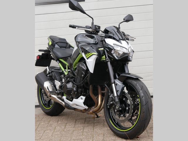 kawasaki - z900
