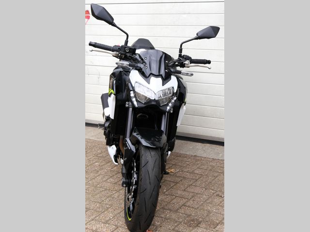 kawasaki - z900