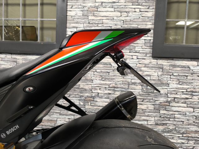 aprilia - tuono--v4-1100-factory