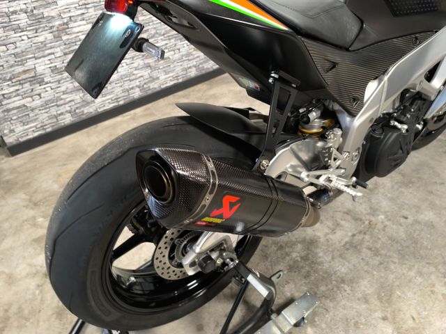 aprilia - tuono--v4-1100-factory
