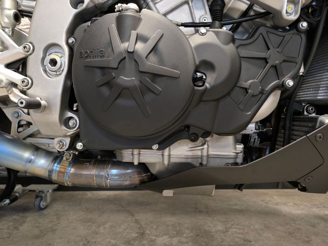 aprilia - tuono--v4-1100-factory