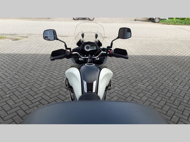 suzuki - v-strom-650-abs