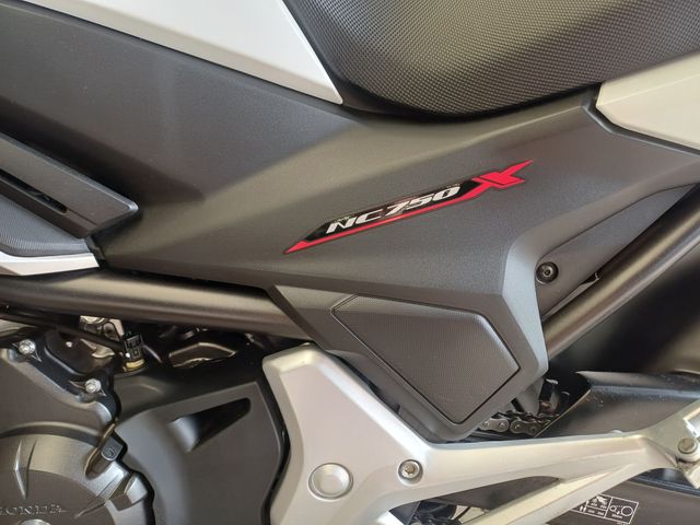 honda - nc-750-x-dct