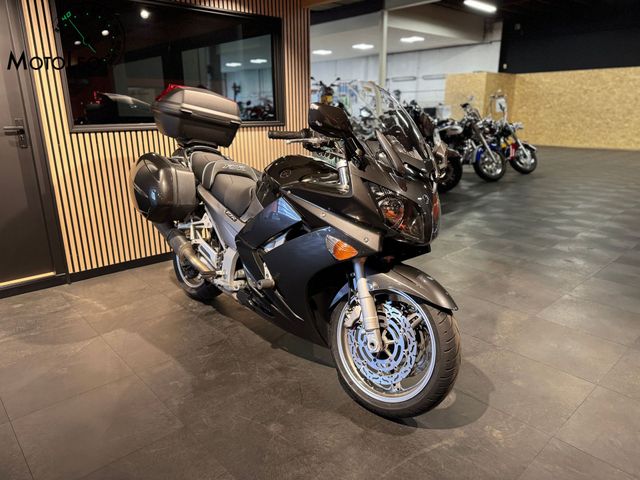 yamaha - fjr-1300