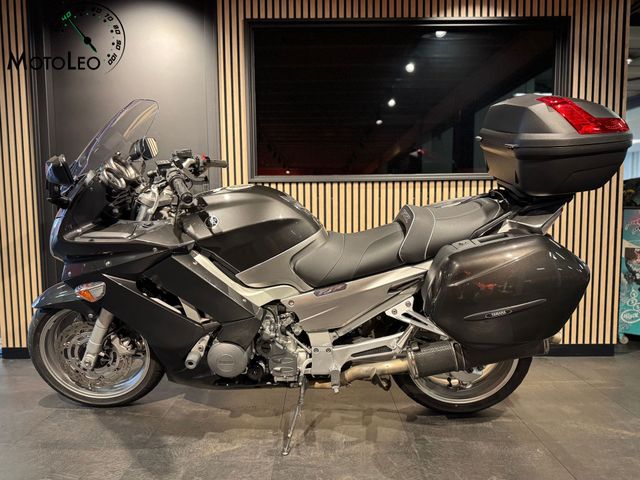 yamaha - fjr-1300