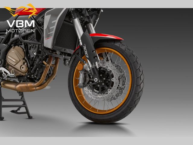 qjmotor - srt-700-sx-touring