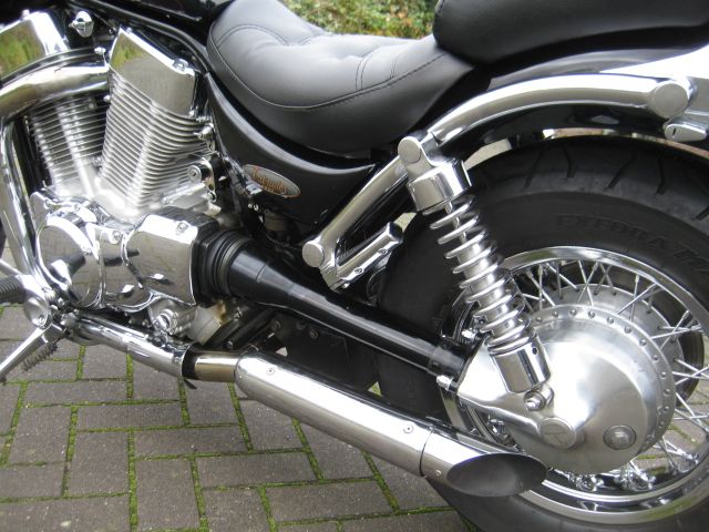 suzuki - vs-1400-intruder