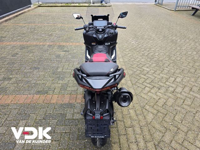 yamaha - tmax-25th-anniversary