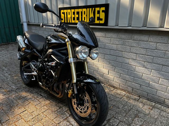 triumph - street-triple