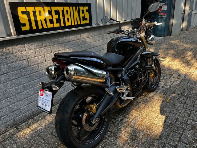 triumph - street-triple