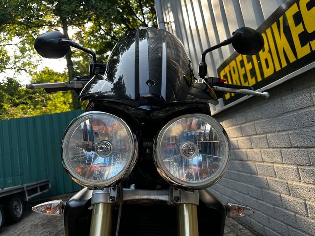 triumph - street-triple
