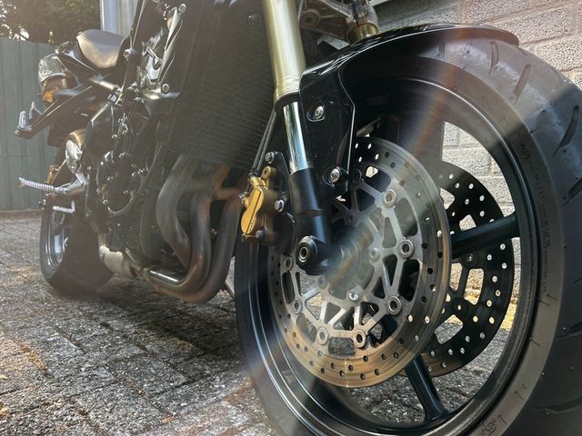 triumph - street-triple