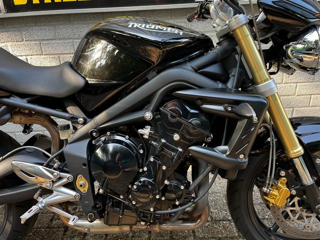 triumph - street-triple