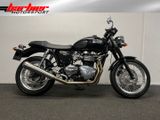 TRIUMPH THRUXTON 900
