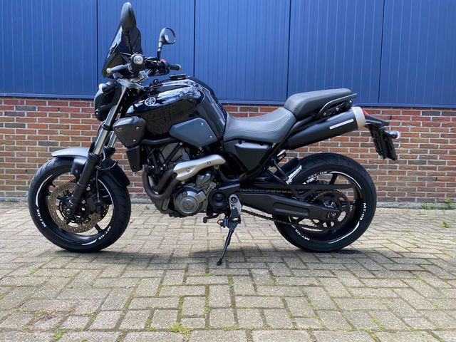 yamaha - mt-03