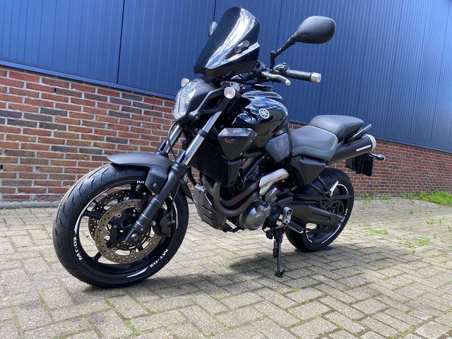 yamaha - mt-03
