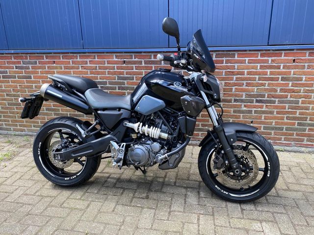yamaha - mt-03