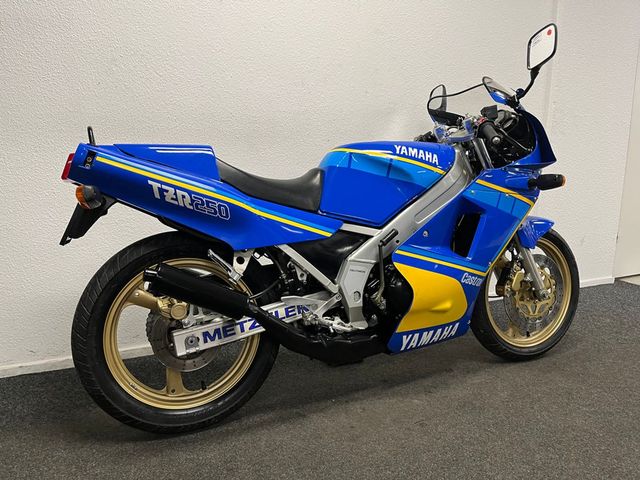 yamaha - tzr-250