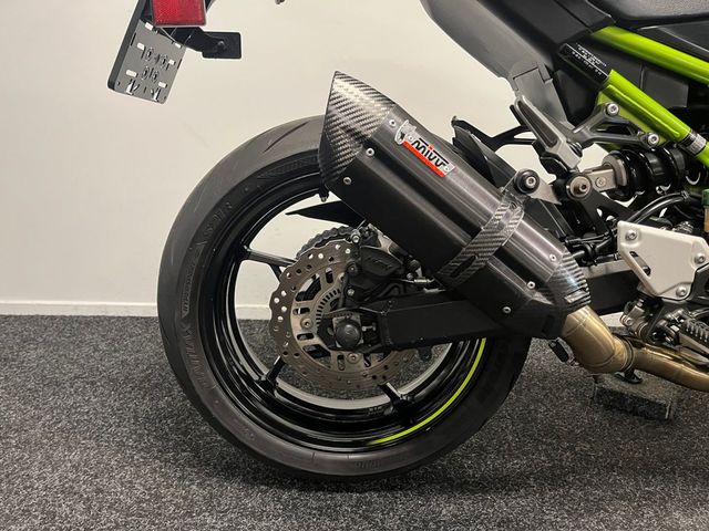 kawasaki - z900