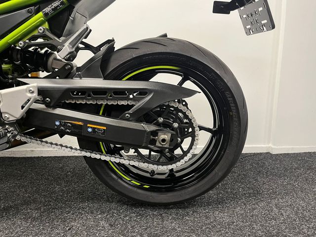 kawasaki - z900