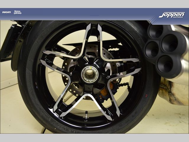 ducati - diavel-v4
