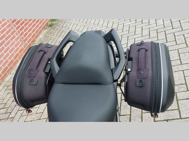 kawasaki - versys-650-abs