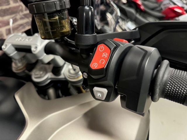 triumph - tiger-1200-rally-pro