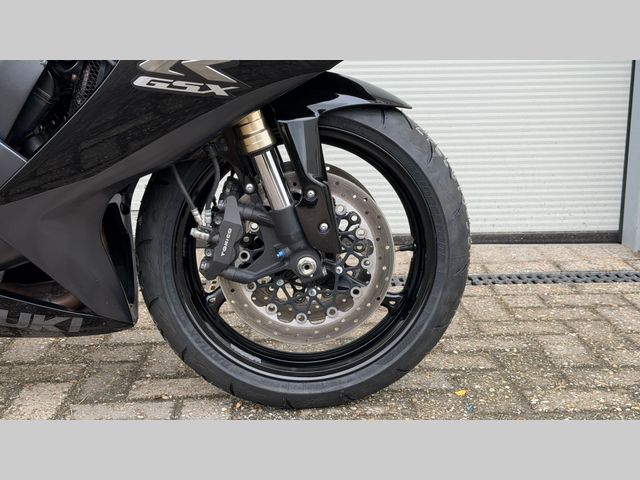 suzuki - gsx-r-600