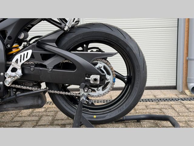 suzuki - gsx-r-600