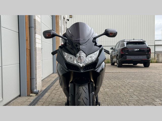suzuki - gsx-r-600