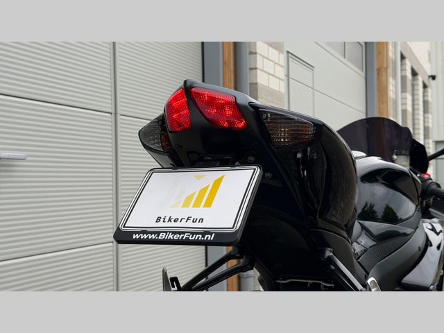 suzuki - gsx-r-600