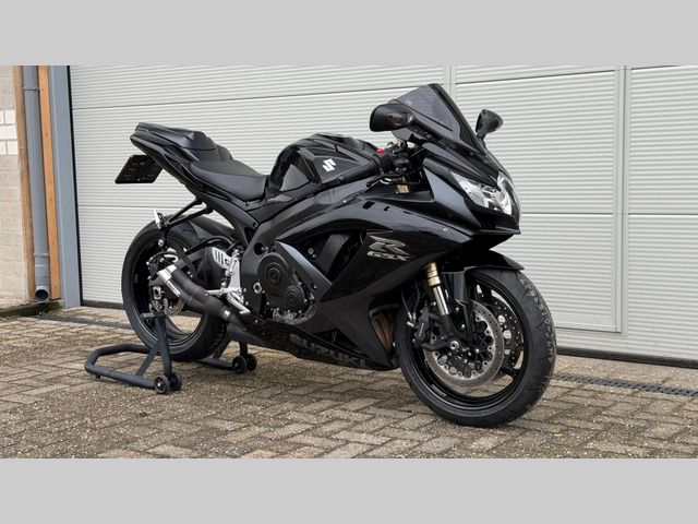 suzuki - gsx-r-600