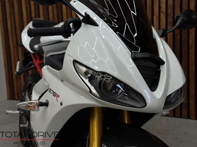 triumph - daytona-675-r