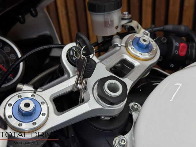 triumph - daytona-675-r