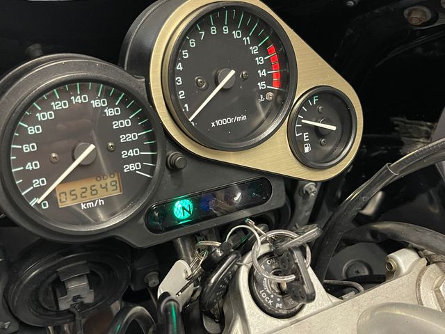 yamaha - fzs-600-fazer