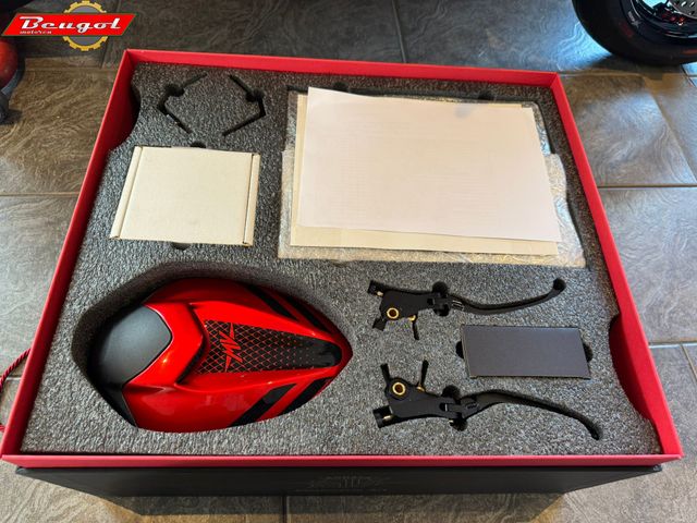 mv-agusta - rush-1000