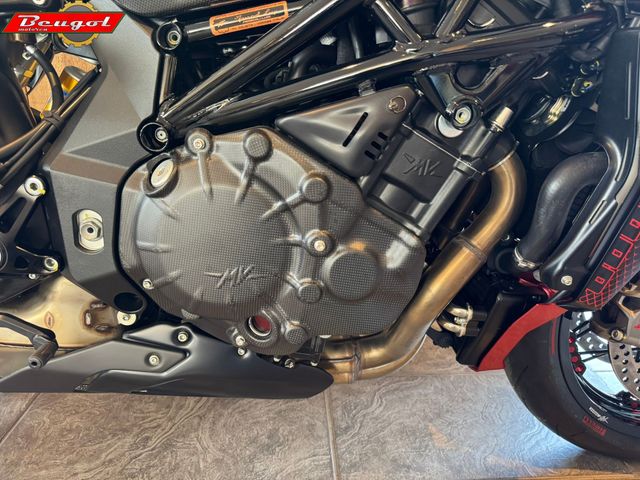 mv-agusta - rush-1000