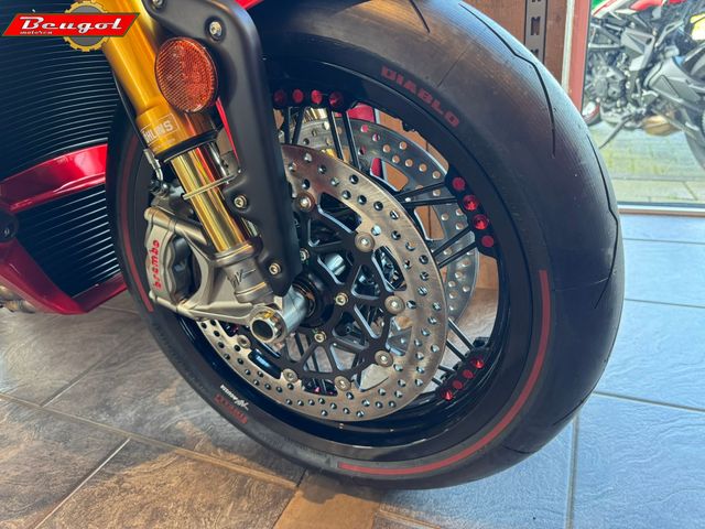 mv-agusta - rush-1000