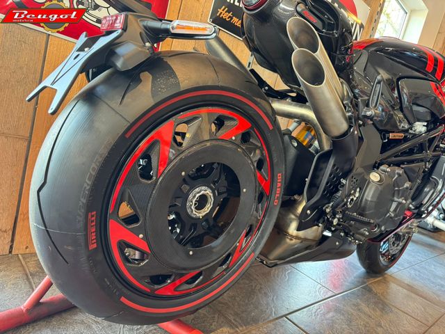 mv-agusta - rush-1000