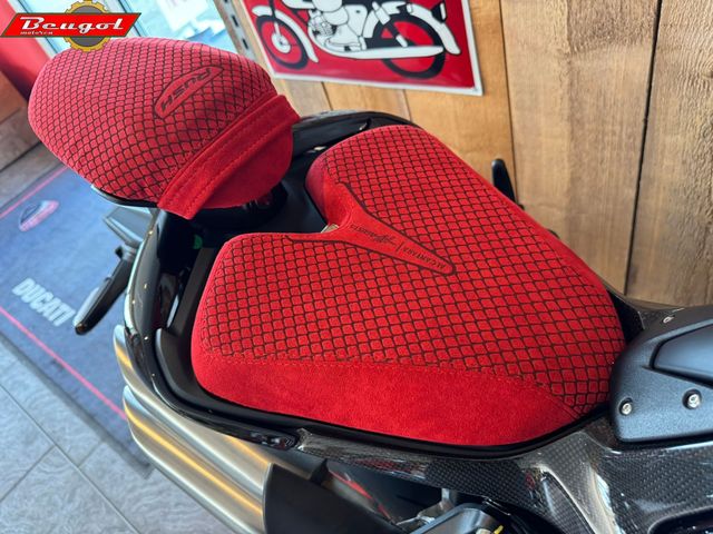 mv-agusta - rush-1000