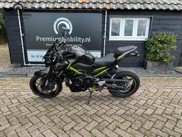 kawasaki - z900