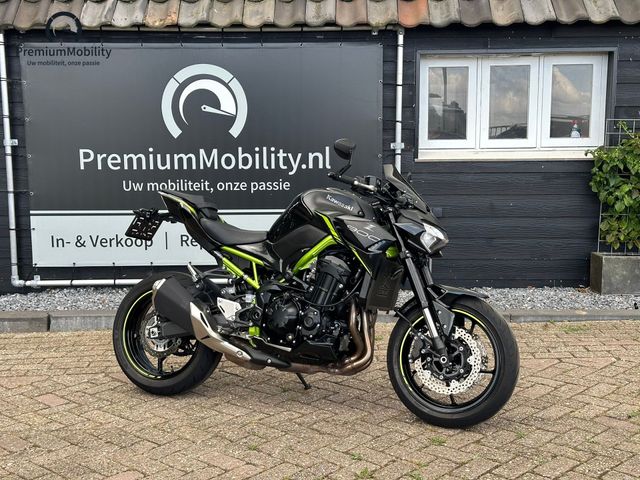 kawasaki - z900