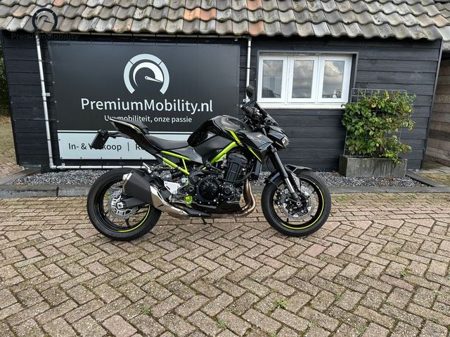 kawasaki - z900